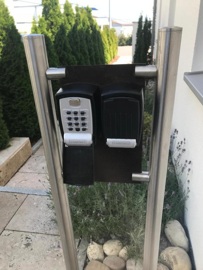 Appartement B Neckarwestheim Екстер'єр фото